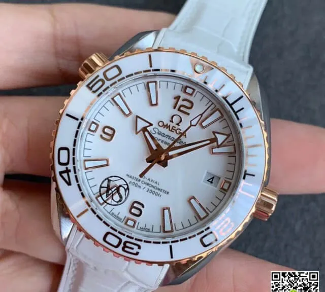 Omega Seamaster 215.23.40.20.04.001 Planet Ocean 600M VS Factory 1:1 Best Edition Replica Watch White Strap